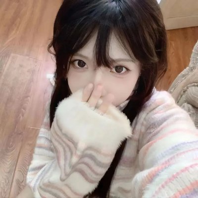 红妻白夫海报